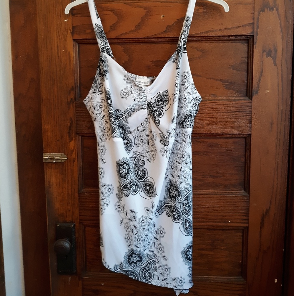 Women's 18w elegant tank top